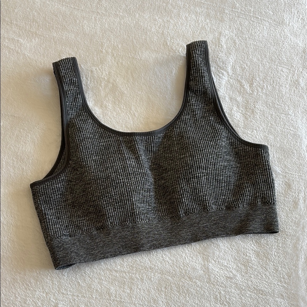 Gray Ribbed Sports Bra - Picture 5 of 5